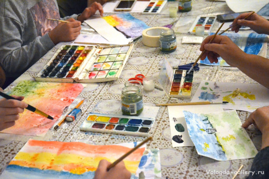 Вологодская областная картинная галерея приглашает на творческие мастер-классы в эти выходные